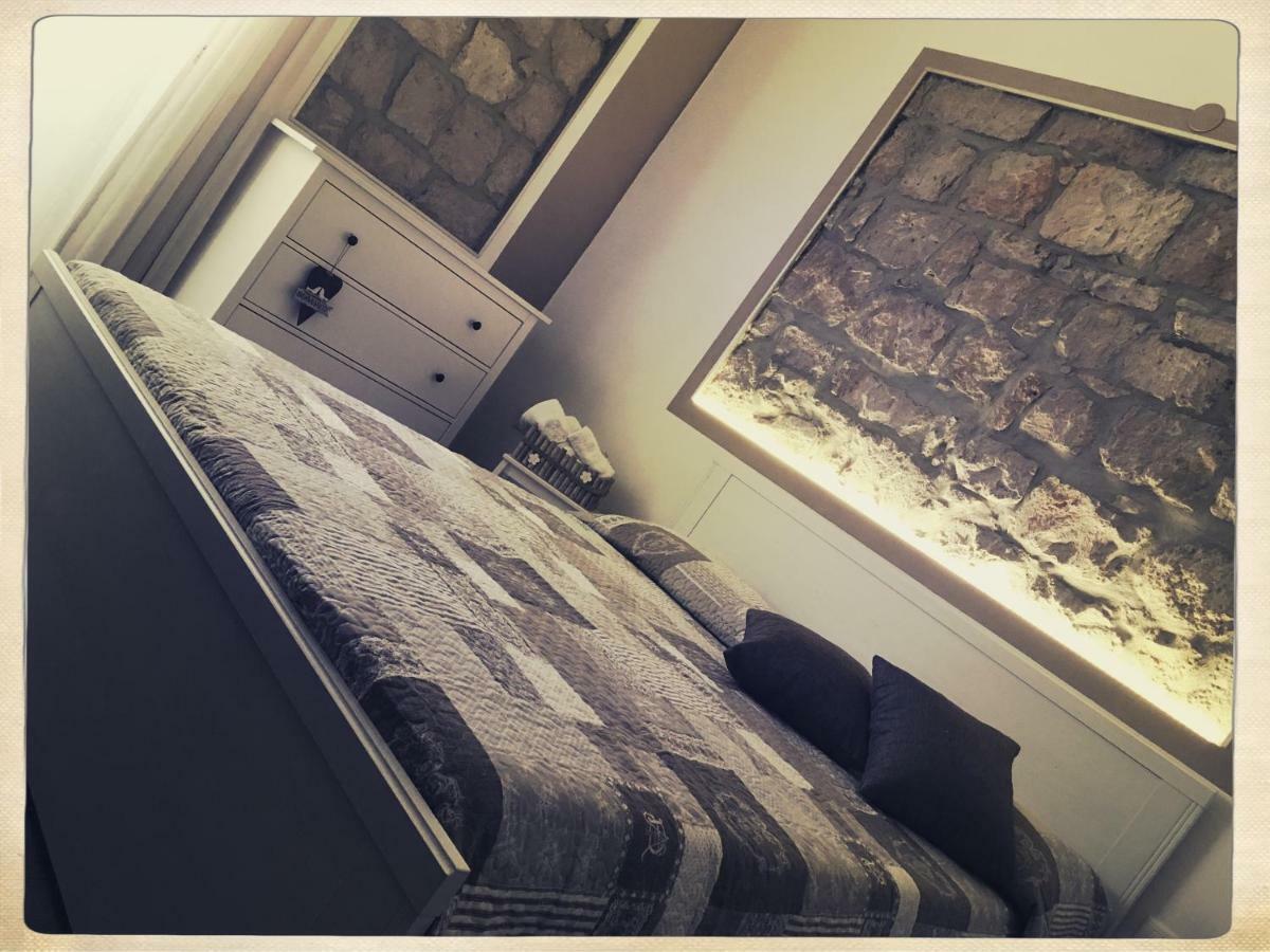 The Hive Stefy'S Apartment อีเกลเซียส ภายนอก รูปภาพ