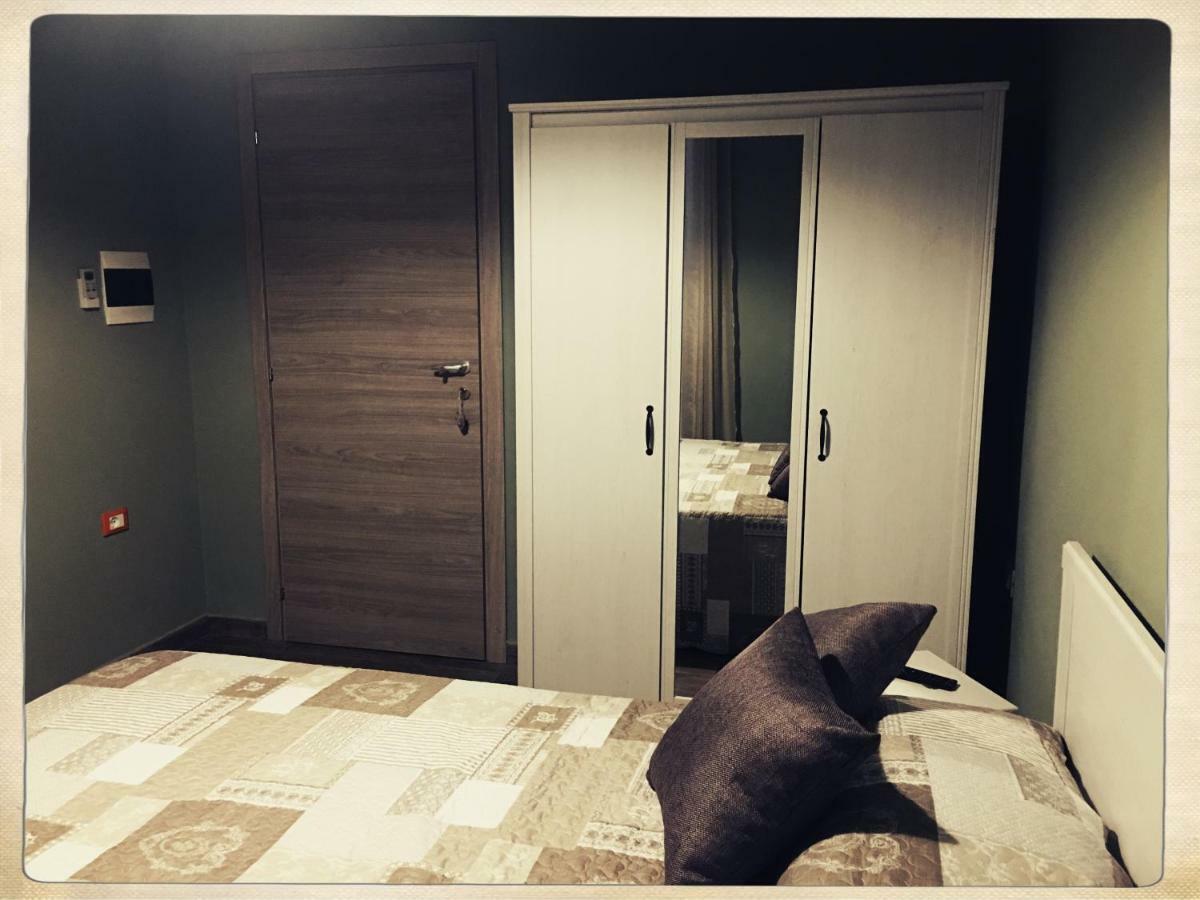 The Hive Stefy'S Apartment อีเกลเซียส ภายนอก รูปภาพ